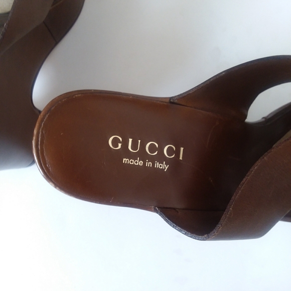 Authentic Gucci Shoes Excellent Used Condition - Picture 5 of 8